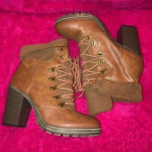 Brown Hard Toe Boots